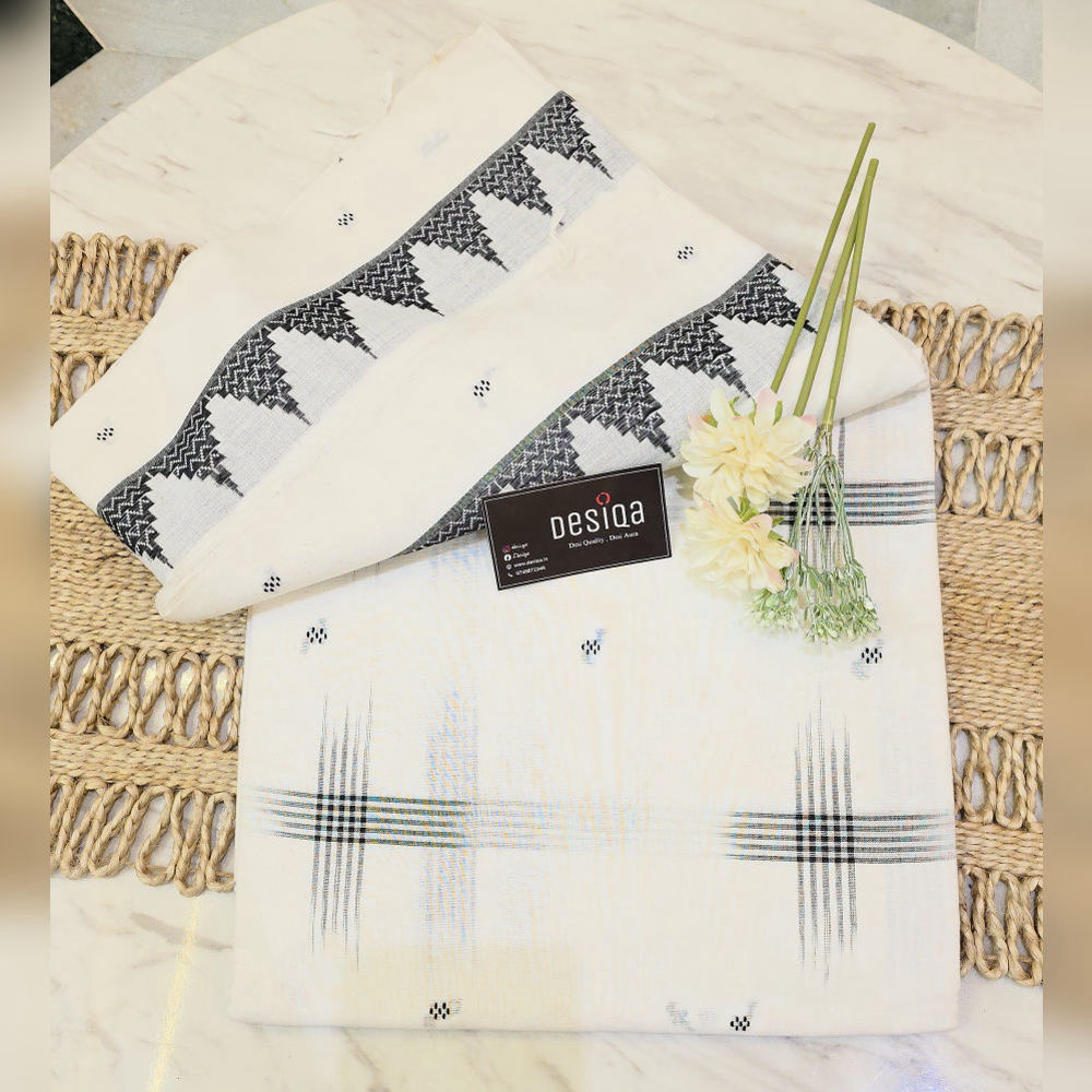White & Black Colour Dhonekhali Handloom Saree - Image 3