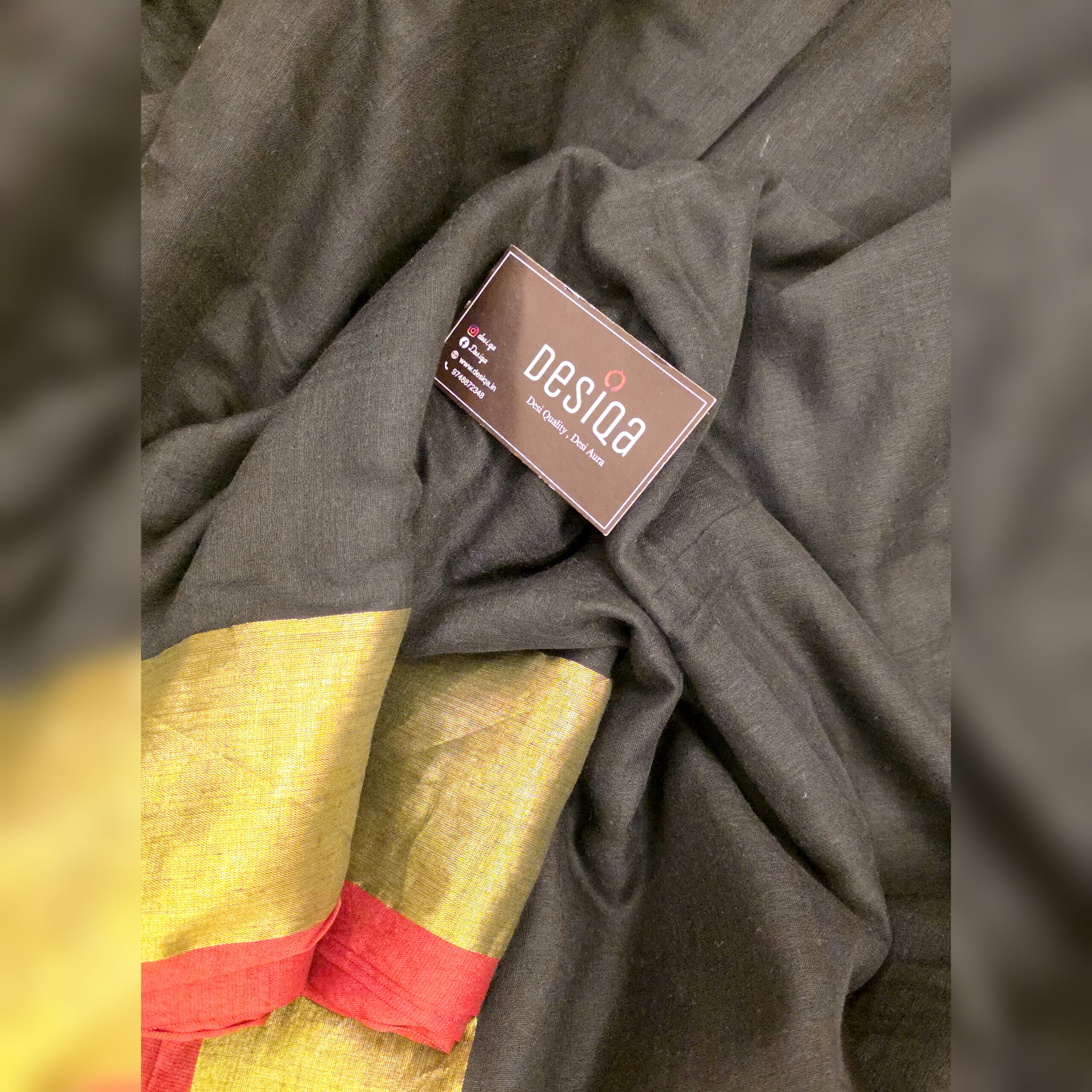 Black Colour Golden Paar Mul Mul Cotton Handloom Saree - Image 3