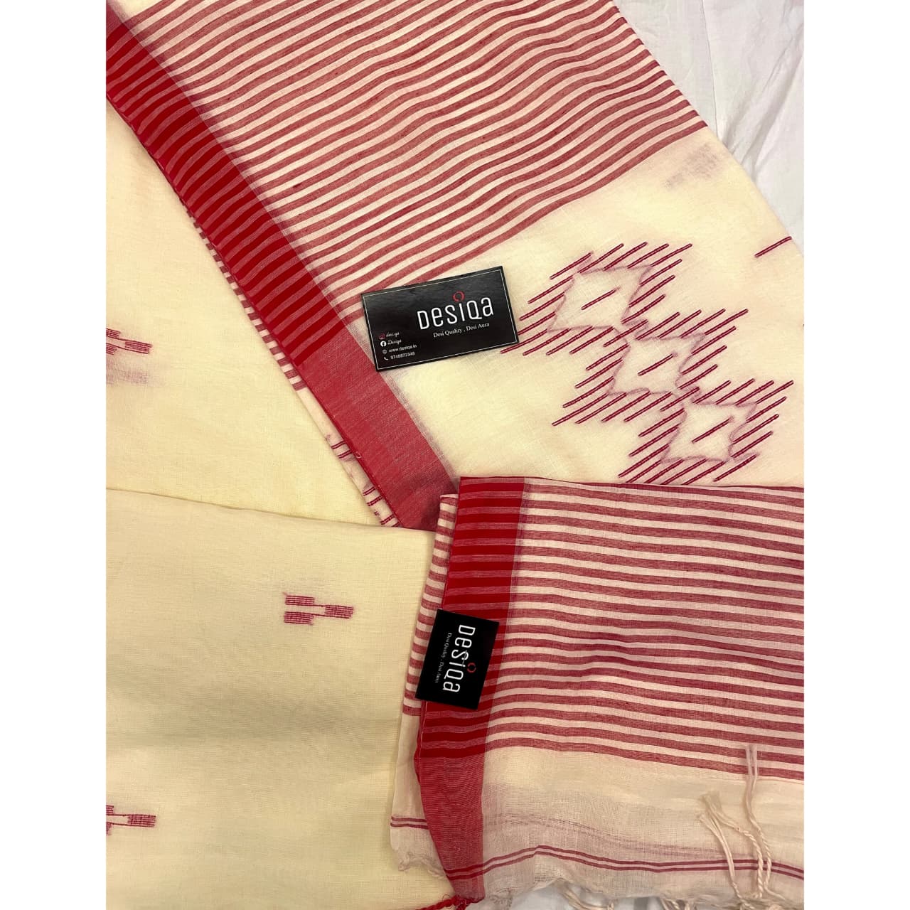 Cream color with Red Border Mul Mul Cotton Handloom Saree - Image 4
