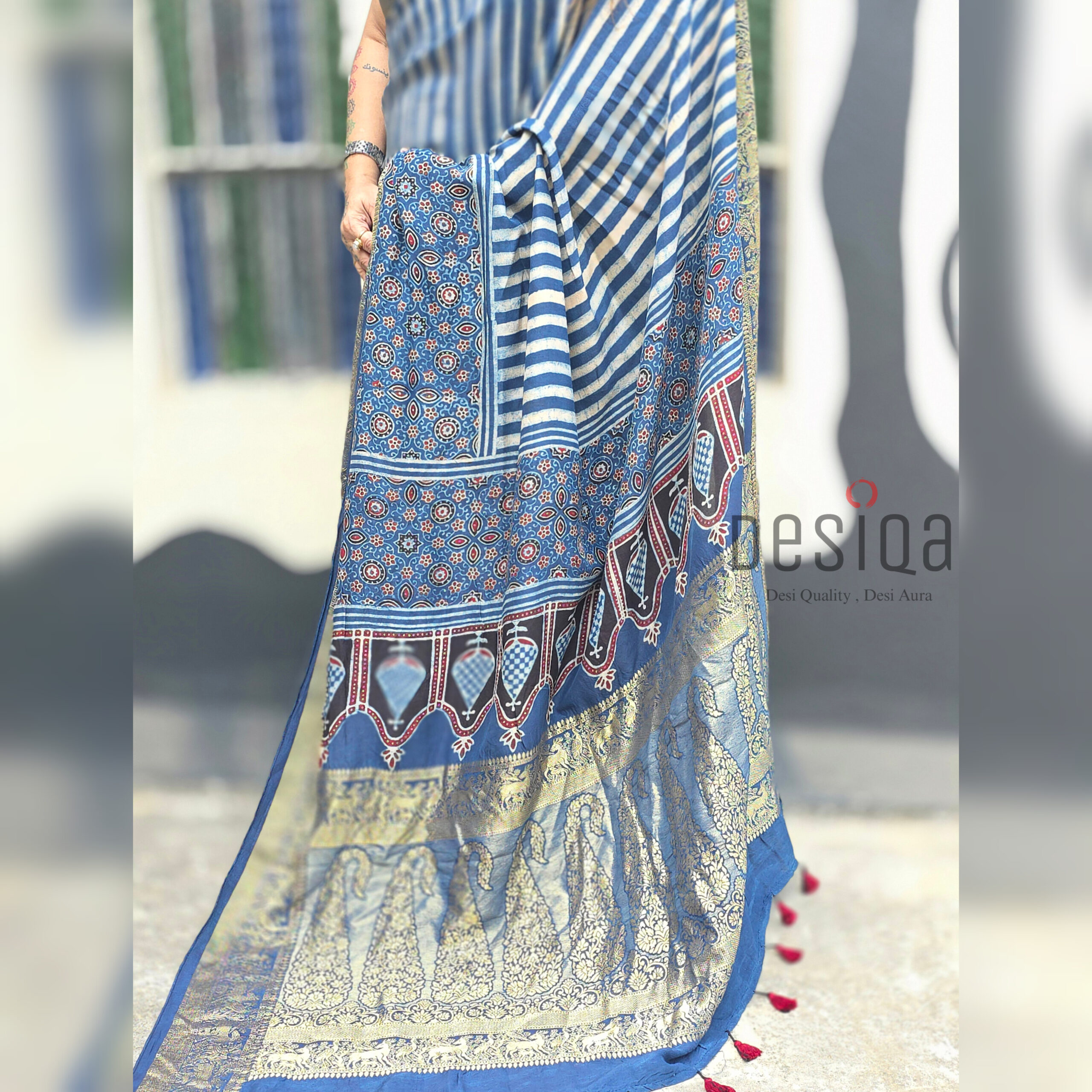 Ajrakh Dola Silk Saree with Nakshi Zali Pallu - Image 3