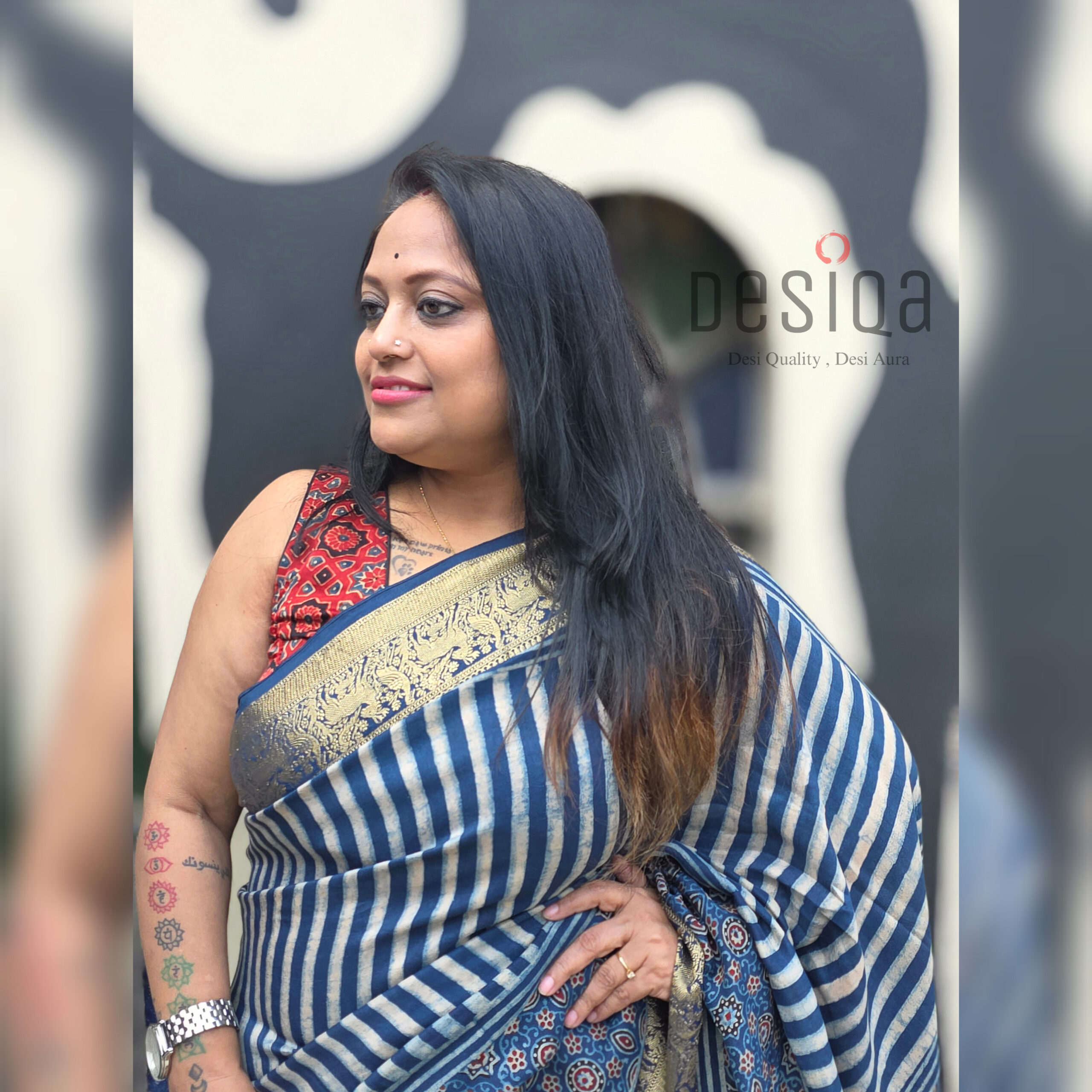 Ajrakh Dola Silk Saree with Nakshi Zali Pallu - Image 5