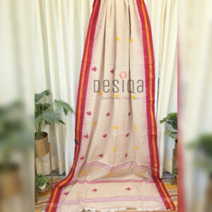 Off-White Colour Bhuter Raja Motifs Dhonekhali Handloom Saree