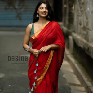 Red Colour Golden Paar Mul Mul Cotton Handloom Saree